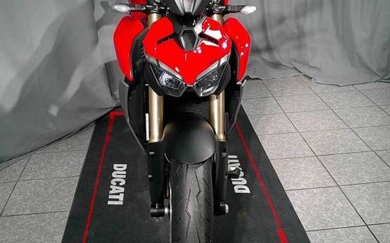Gebrauchtmotorrad Ducati Streetfighter V2 - Bild 3