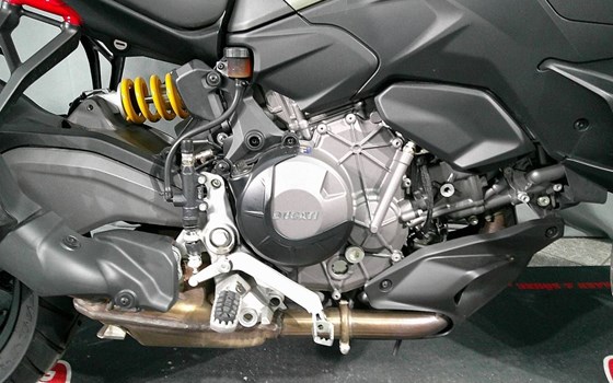 Gebrauchtmotorrad Ducati Multistrada V2 S - Bild 8