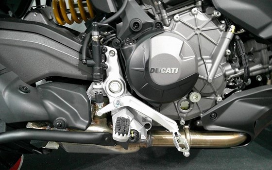 Gebrauchtmotorrad Ducati Multistrada V2 S - Bild 8