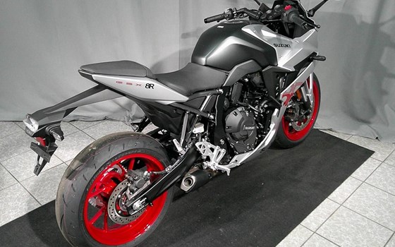 Neufahrzeug Suzuki GSX-8R - Bild 14