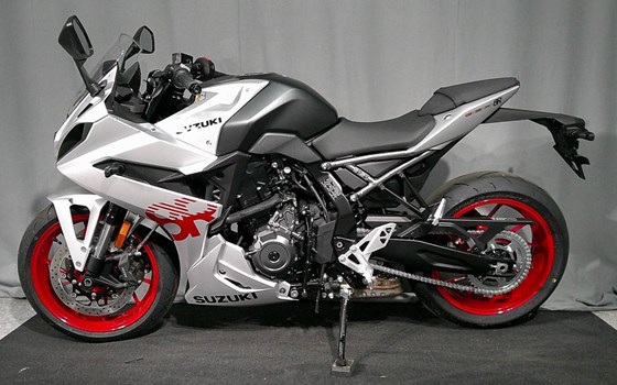 Neufahrzeug Suzuki GSX-8R - Bild 2