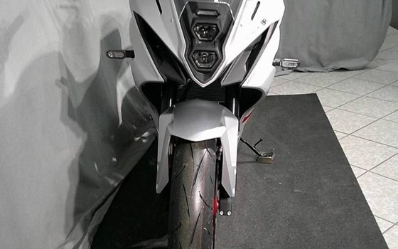 Neufahrzeug Suzuki GSX-8R - Bild 3