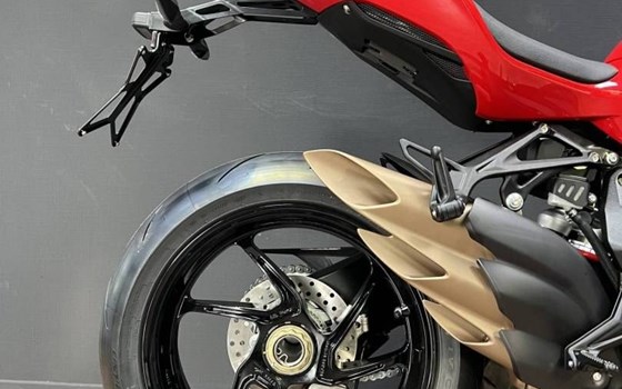 Gebrauchtmotorrad MV Agusta F3 RC - Bild 2