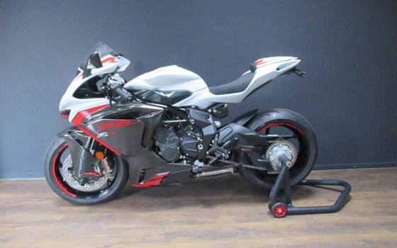 Gebrauchtmotorrad MV Agusta F3 800 - Bild 3
