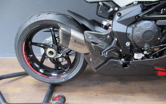 Gebrauchtmotorrad MV Agusta F3 800 - Bild 5