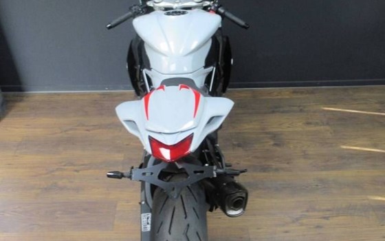 Gebrauchtmotorrad MV Agusta F3 800 - Bild 7