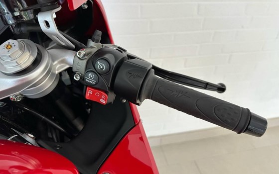 Gebrauchtmotorrad MV Agusta F3 800 R - Bild 13