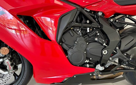 Gebrauchtmotorrad MV Agusta F3 800 R - Bild 8