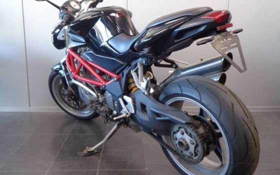 Gebrauchtmotorrad MV Agusta Brutale 910 S - Bild 11