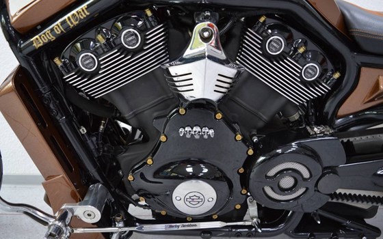 Gebrauchtmotorrad Harley-Davidson V-Rod VRSCA - Bild 8