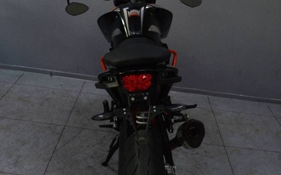 Gebrauchtmotorrad KTM 690 Duke R - Bild 10