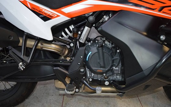 Gebrauchtmotorrad KTM 790 Adventure - Bild 3