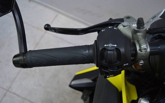 Gebrauchtmotorrad MV Agusta Brutale 1000 RR - Bild 11