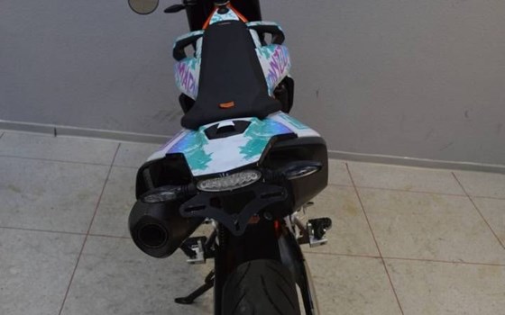 Gebrauchtmotorrad KTM 690 SMC R - Bild 10