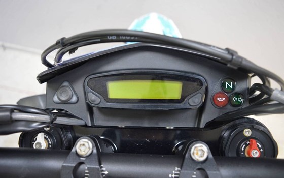 Gebrauchtmotorrad KTM 690 SMC R - Bild 12