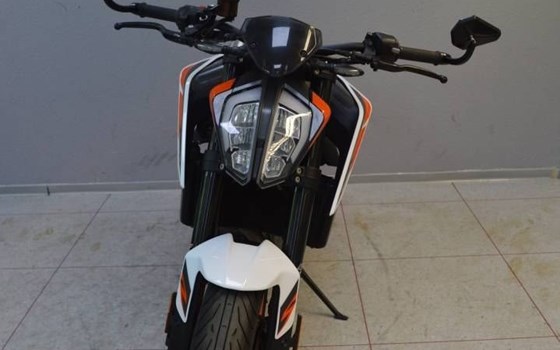 Gebrauchtmotorrad KTM 890 Duke R - Bild 5