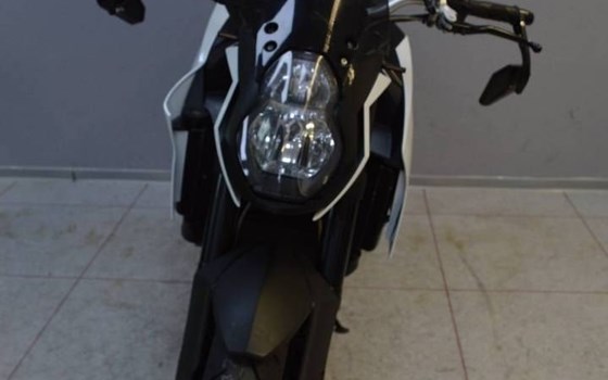 Gebrauchtmotorrad KTM 990 Super Duke R - Bild 5