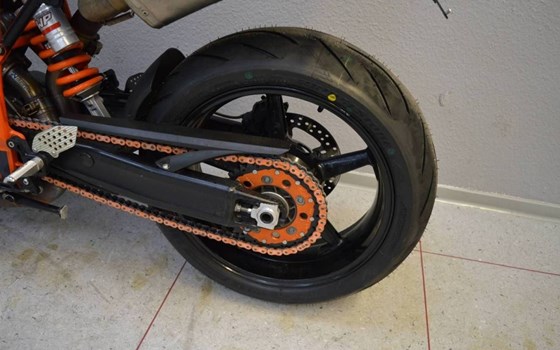 Gebrauchtmotorrad KTM 990 Super Duke R - Bild 7
