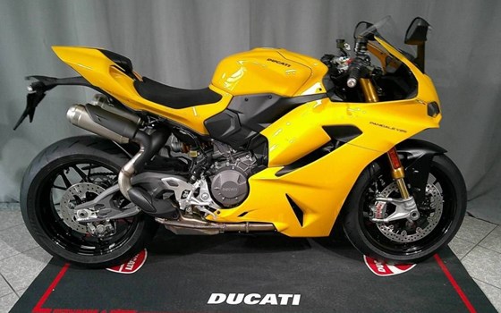Neufahrzeug Ducati Panigale V2 S - Bild 1