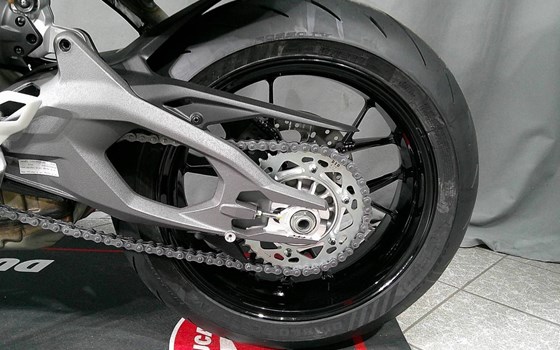 Neufahrzeug Ducati Panigale V2 S - Bild 12