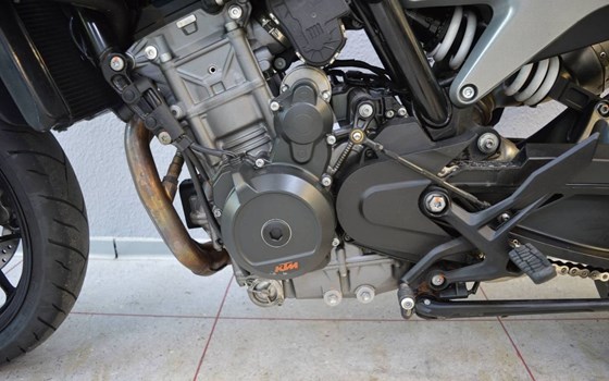 Gebrauchtmotorrad KTM 790 Duke - Bild 8