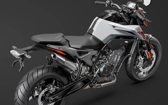 Gebrauchtmotorrad KTM 790 Duke L - Bild 2