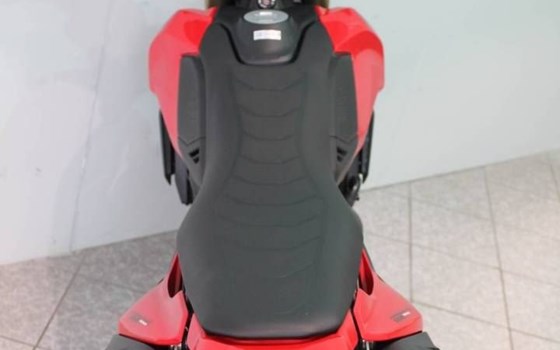 Gebrauchtmotorrad Ducati Hypermotard 698 Mono RVE - Bild 5