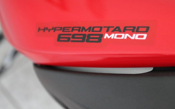 Gebrauchtmotorrad Ducati Hypermotard 698 Mono RVE - Bild 6