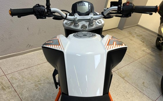 Gebrauchtmotorrad KTM 390 Duke - Bild 9