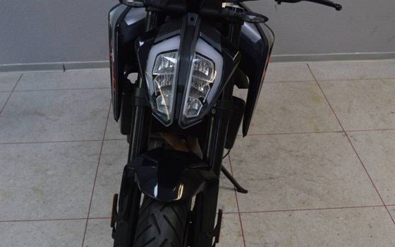 Gebrauchtmotorrad KTM 790 Duke - Bild 5