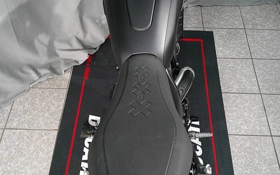 Gebrauchtmotorrad Ducati Scrambler Icon Dark - Bild 5