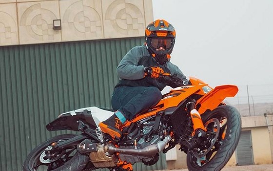 Neufahrzeug KTM 125 SMC R - Bild 3