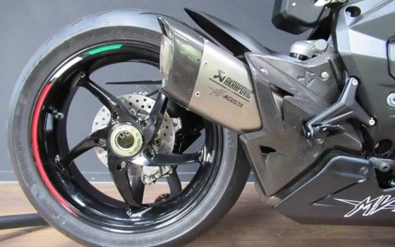 Gebrauchtmotorrad MV Agusta F3 800 RC - Bild 2