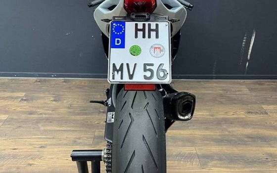Gebrauchtmotorrad MV Agusta F3 800 R - Bild 4