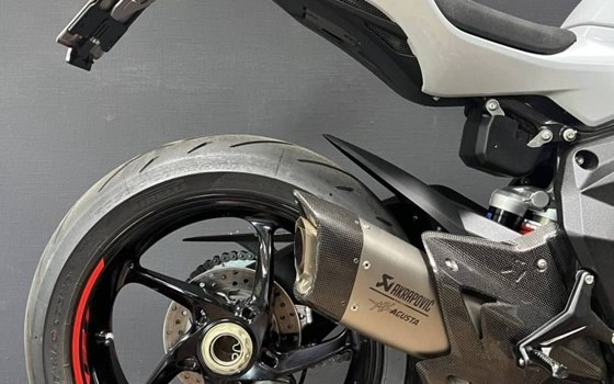 Gebrauchtmotorrad MV Agusta F3 800 R - Bild 5