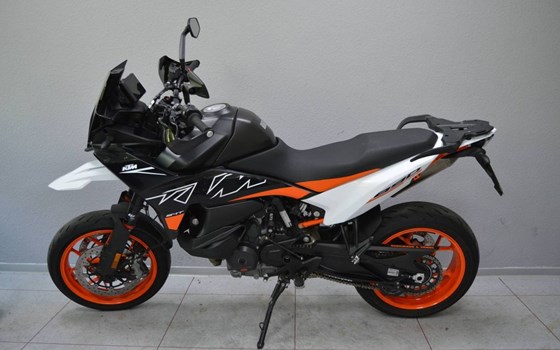 Gebrauchtmotorrad KTM 890 SMT - Bild 6
