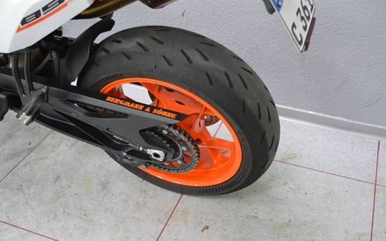 Gebrauchtmotorrad KTM 890 SMT - Bild 7