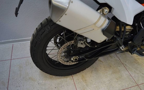 Gebrauchtmotorrad KTM 890 Adventure - Bild 2