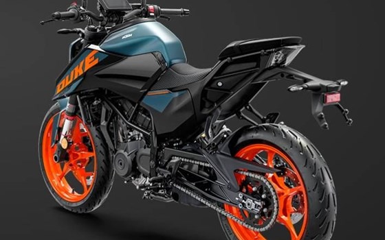 Gebrauchtmotorrad KTM 125 Duke - Bild 3