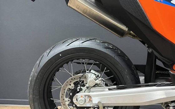 Gebrauchtmotorrad KTM 690 SMC R - Bild 5