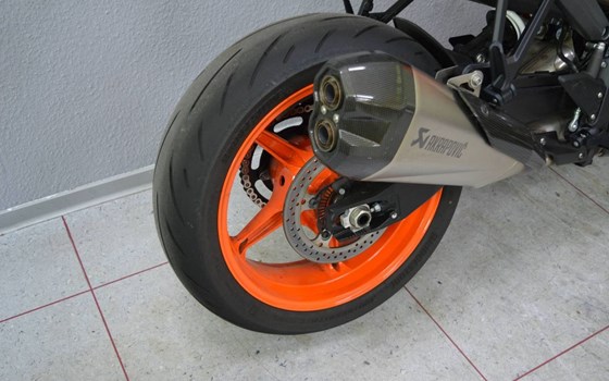 Gebrauchtmotorrad KTM 990 Duke - Bild 2