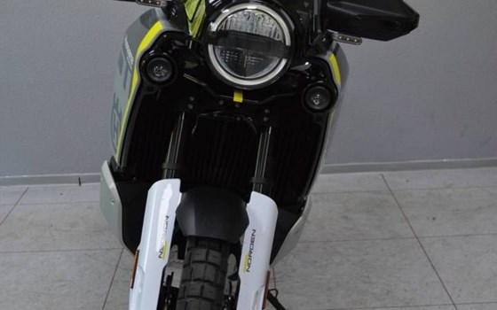 Gebrauchtmotorrad Husqvarna Norden 901 - Bild 5