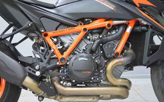 Gebrauchtmotorrad KTM 1390 Super Duke R EVO - Bild 3