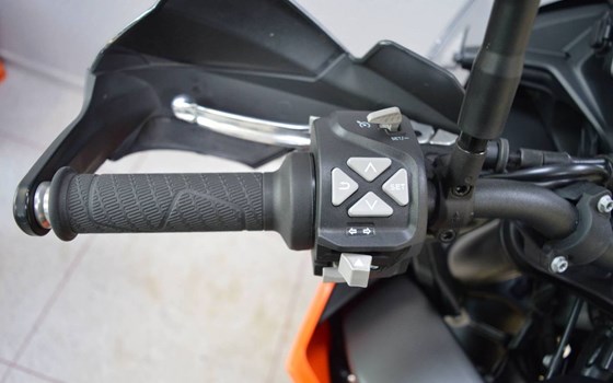 Gebrauchtmotorrad KTM 790 Adventure - Bild 11