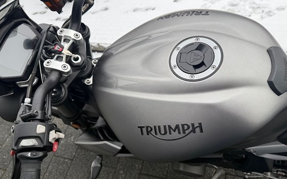 Gebrauchtmotorrad Triumph Street Triple 765 RS - Bild 4
