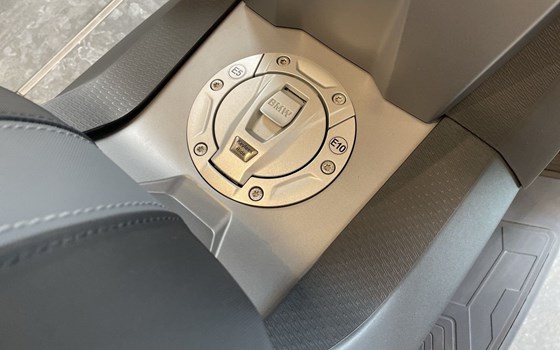 Gebrauchtmotorrad BMW C 400 X - Bild 13