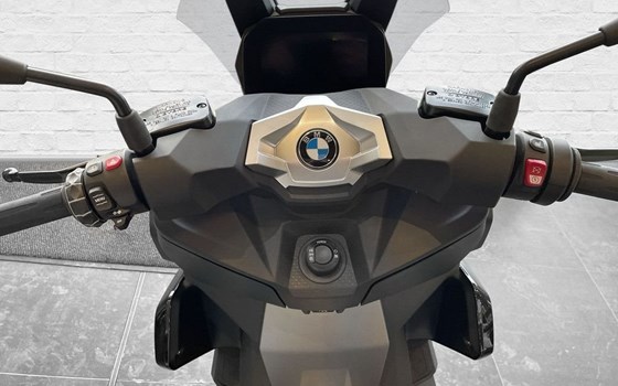 Gebrauchtmotorrad BMW C 400 X - Bild 6