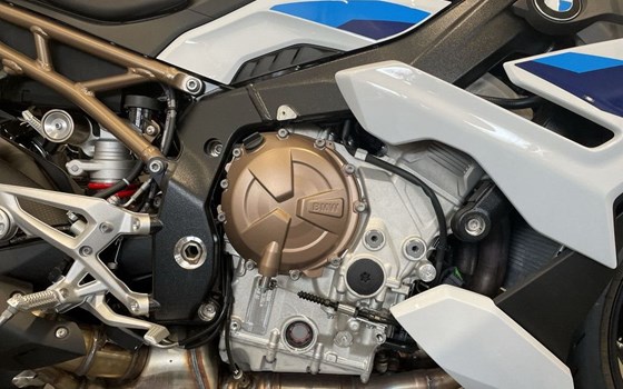 Gebrauchtmotorrad BMW S 1000 R - Bild 9