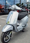 Vespa Primavera 125 75th