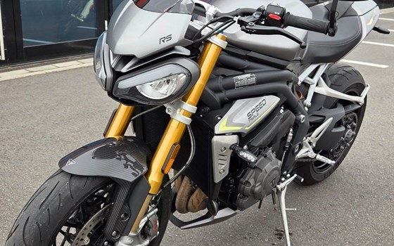 Gebrauchtmotorrad Triumph Speed Triple 1200 RS - Bild 1